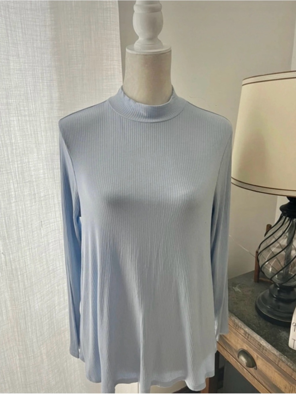 NWOT old navy mock neck ribbed top